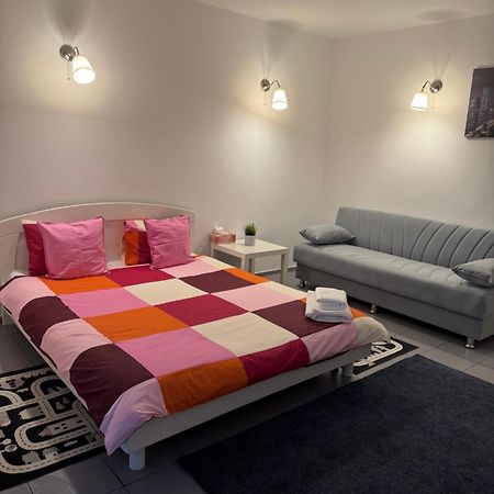 Park Lake Apartment Букурещ Екстериор снимка